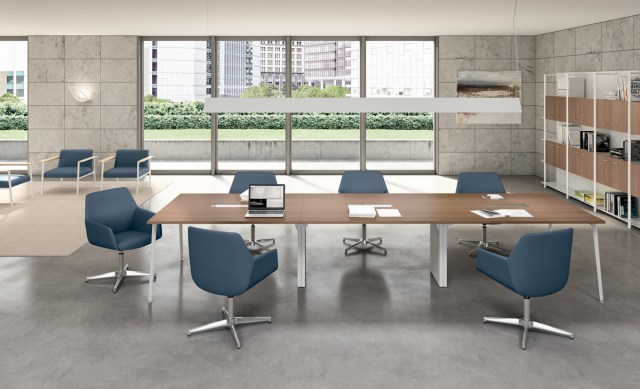 1200_730_meeting