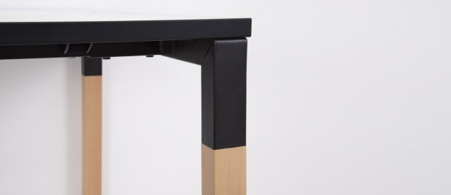 CS5040 Wood leg