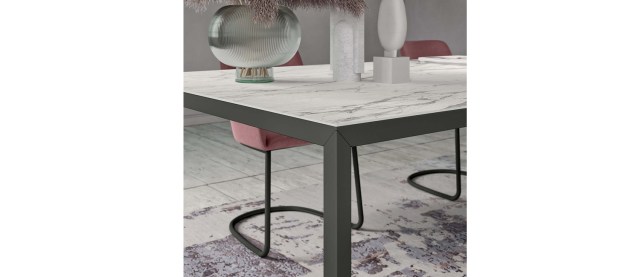 X6 Meeting Table