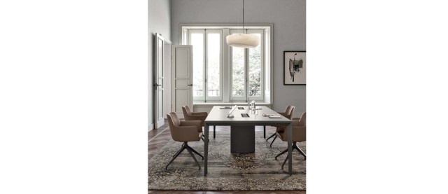 X5 Executive Desk