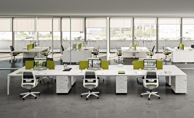 X5 Operative Desks