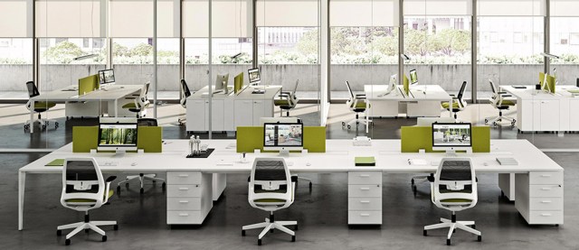 X5 Operative Desks