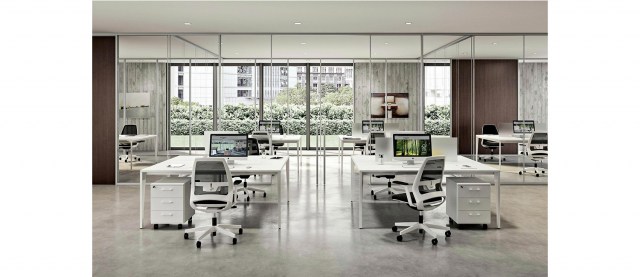 X5 Operative Desks