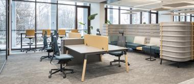 CS5040 WOODEN LEGS